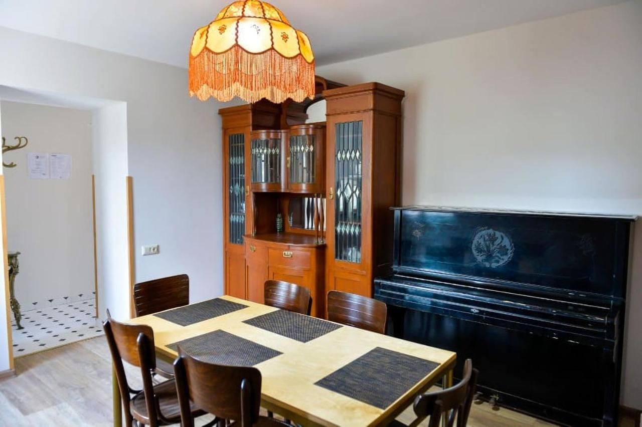 Гостевой дом Mebo House Кутаиси Экстерьер фото