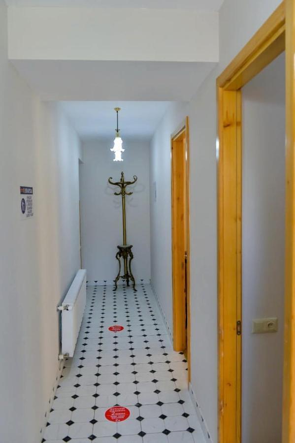 Гостевой дом Mebo House Кутаиси Экстерьер фото
