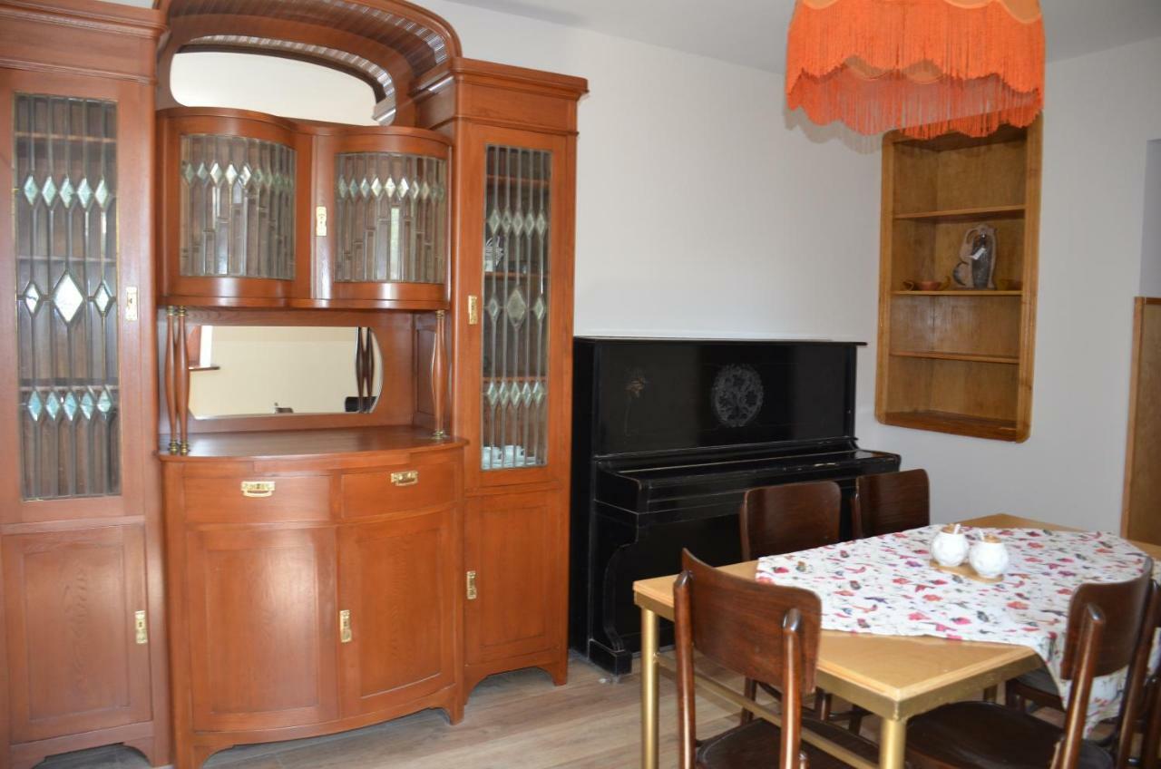 Гостевой дом Mebo House Кутаиси Экстерьер фото